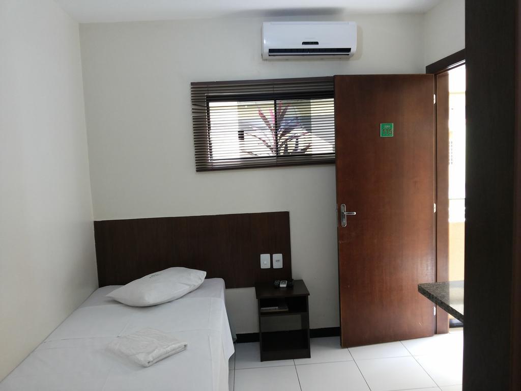 Hotel Casa Nova Várzea Grande Habitación foto